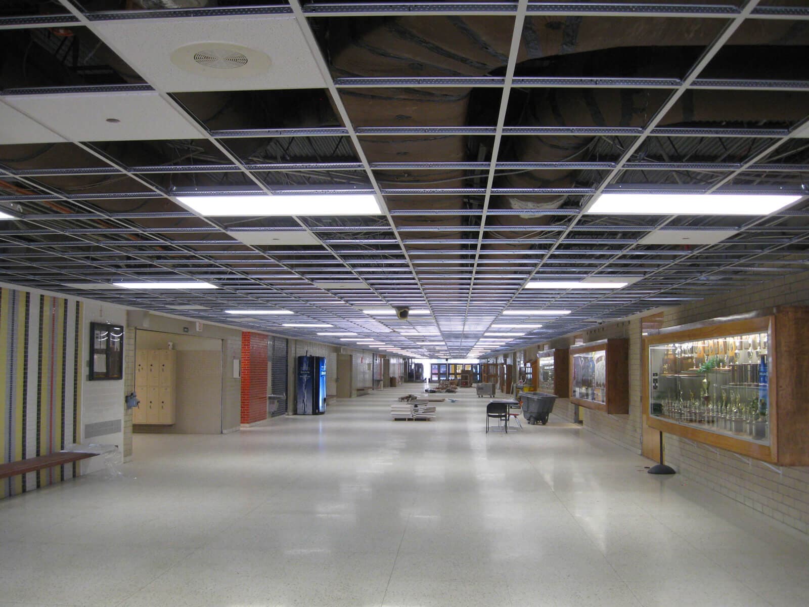 McAllen High School Athletic Locker Room, McAllen ISD (photo 3 of 3)