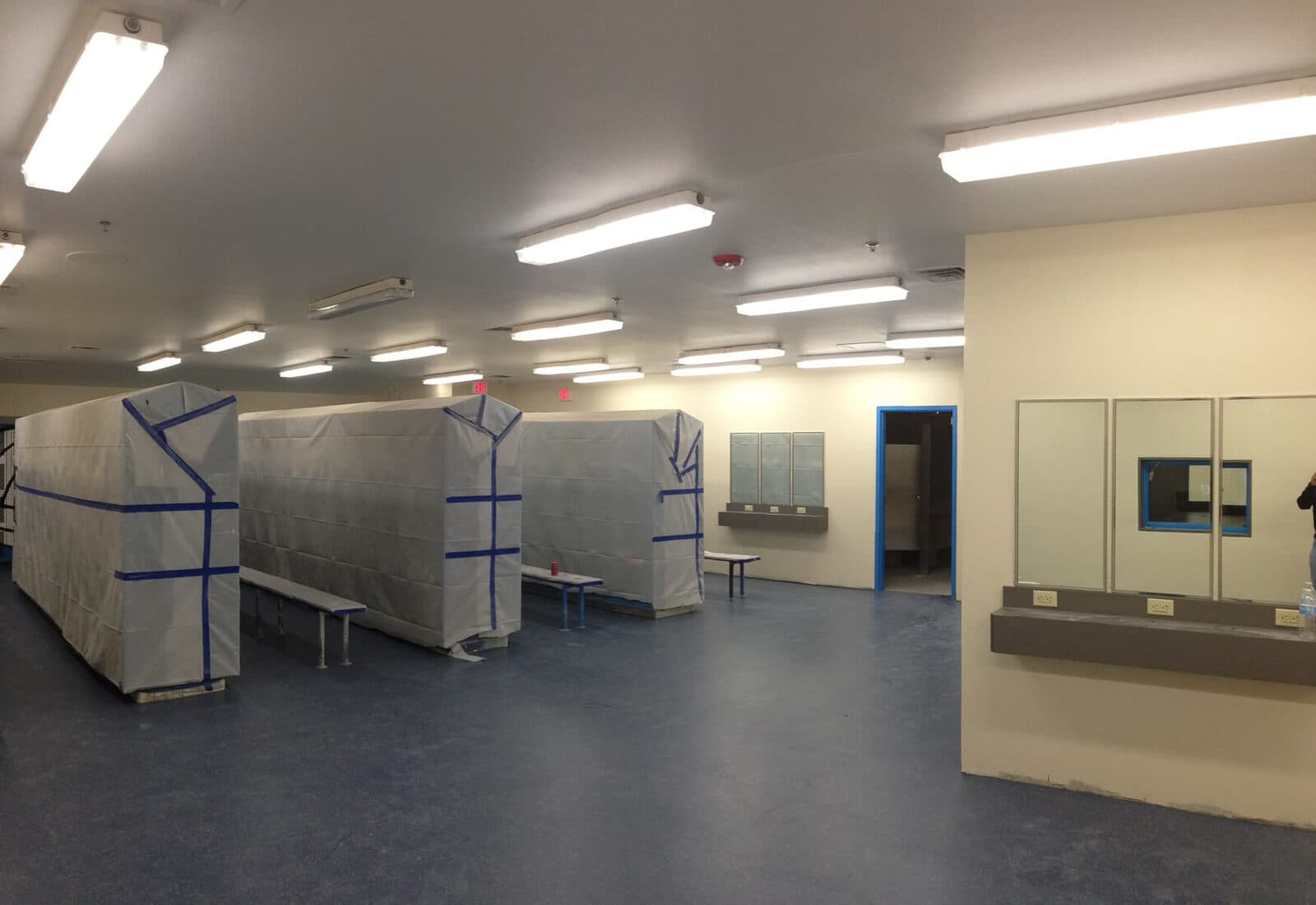 Memorial High School Girls' Locker Room, McAllen ISD (photo 2 of 4)