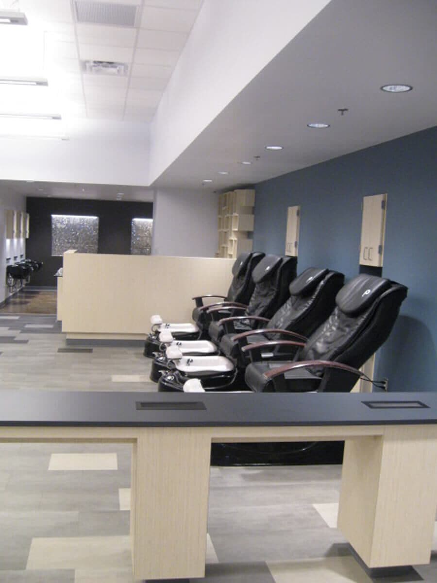 Veterans High School Cosmetology Lab, Mission CISD (photo 2 of 14)
